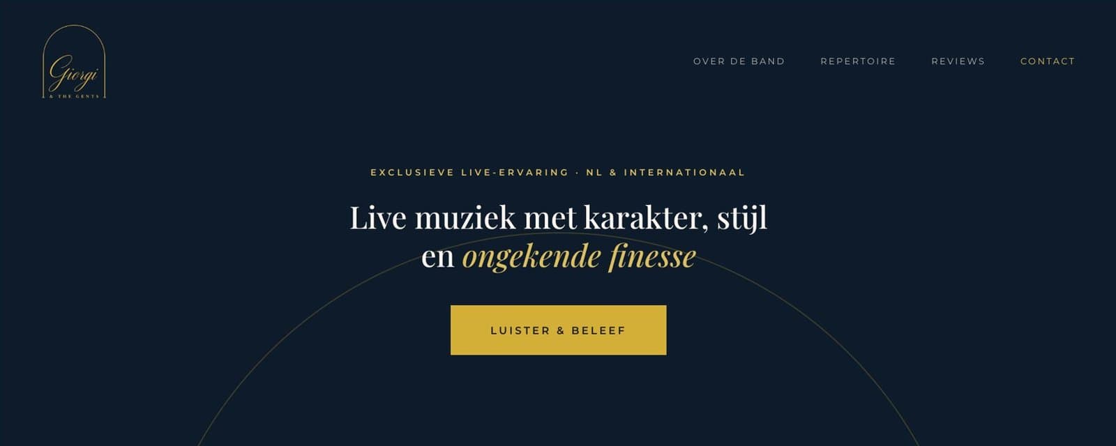 De schets van de homepage uit het merkboek: logo, navigatie en de kop Live muziek met karakter